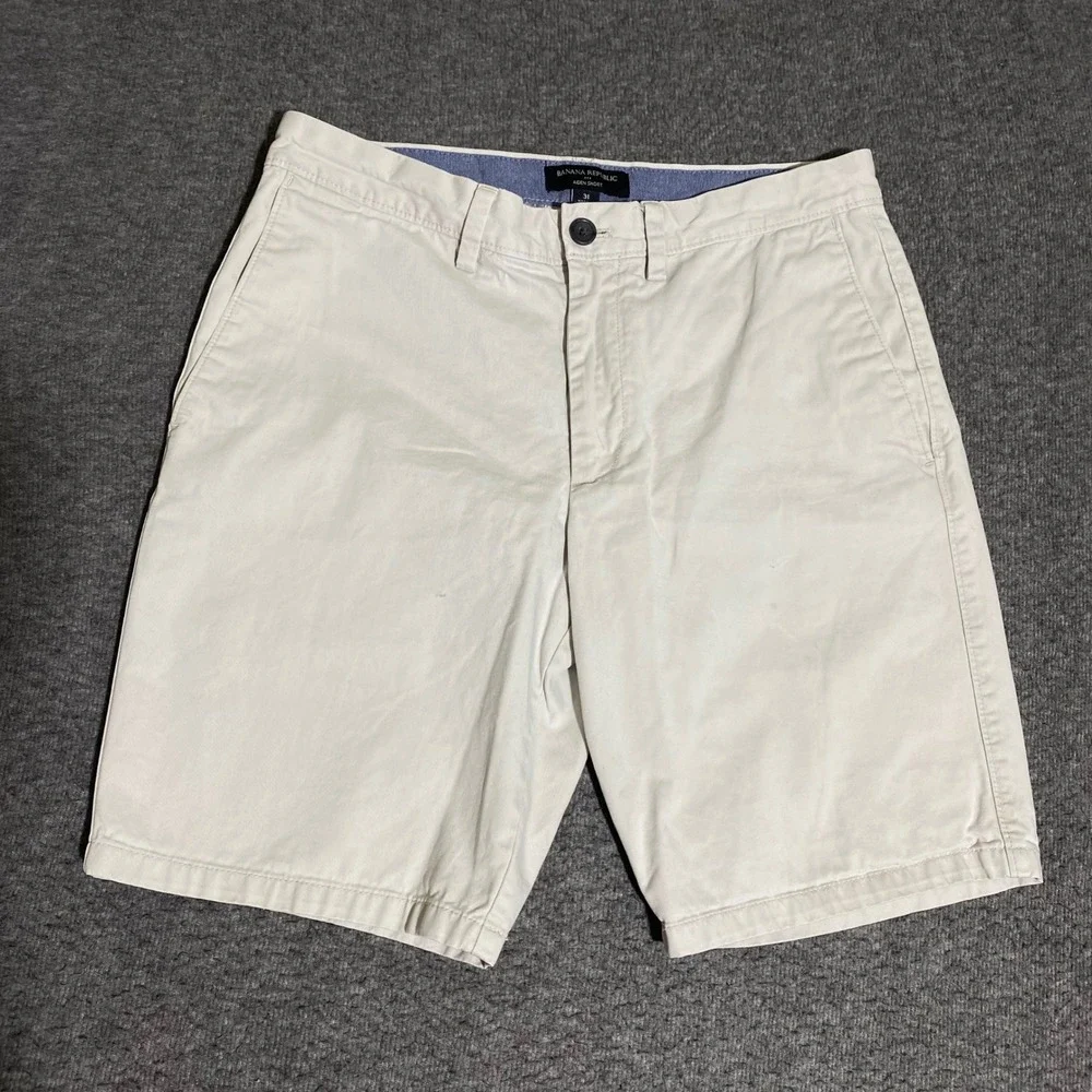 Banana Republic Aiden Short 31 Feather Grey Cotton Chino Shorts Casual 543834-02